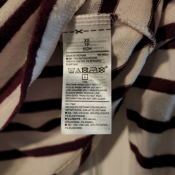 OLD Navy Lightweight Crewneck Long Sleeve Striped Sweater, X-small - Picture 7 of 9